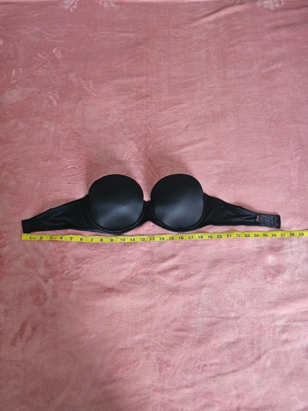 VICTORIA'S SECRET PINK Black Push-Up Bra With Pink Interior – 34DD - Picture 3 of 13